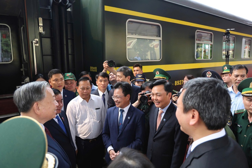 H&igrave;nh ảnh đẹp chuy&ecirc;n xa đ&oacute;n Tổng B&iacute; thư, Chủ tịch nước T&ocirc; L&acirc;m - Ảnh 4.