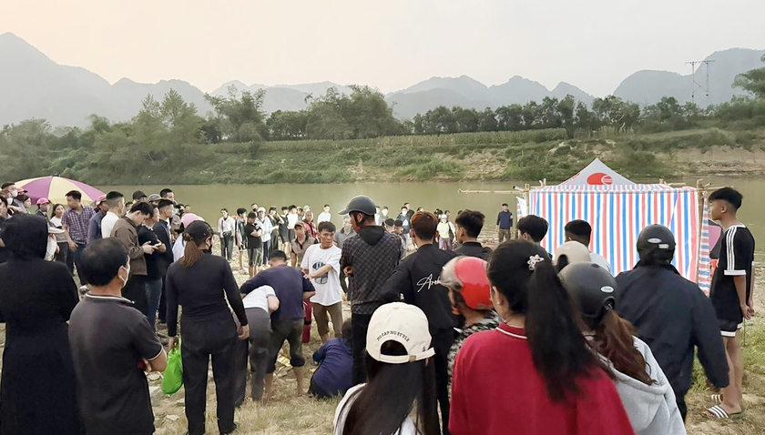 T&igrave;m thấy thi thể người phụ nữ bỏ &ocirc; t&ocirc; tr&ecirc;n cầu nhảy s&ocirc;ng - Ảnh 1.