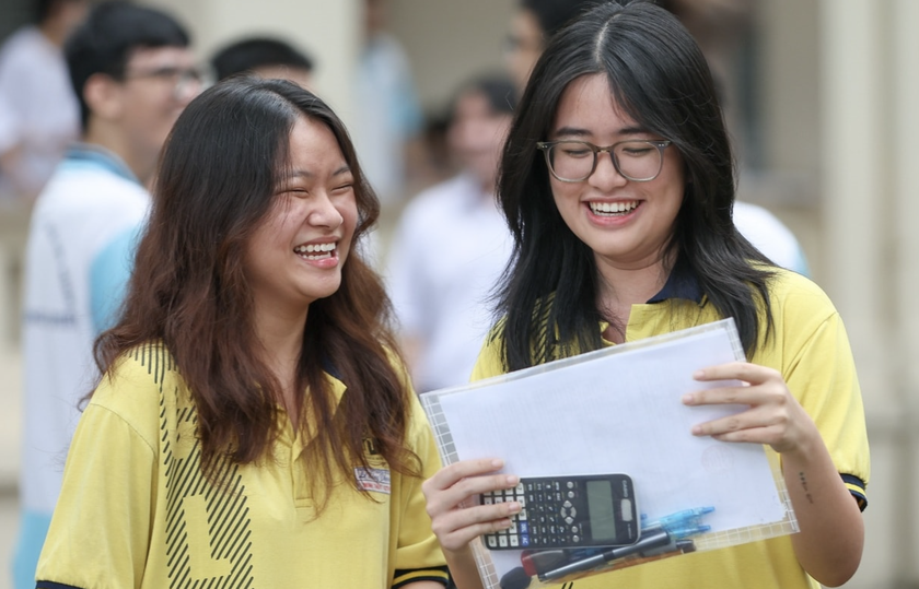 2 nh&oacute;m th&iacute; sinh được miễn thi m&ocirc;n Ngoại ngữ trong x&eacute;t c&ocirc;ng nhận tốt nghiệp trung học phổ th&ocirc;ng - Ảnh 1.