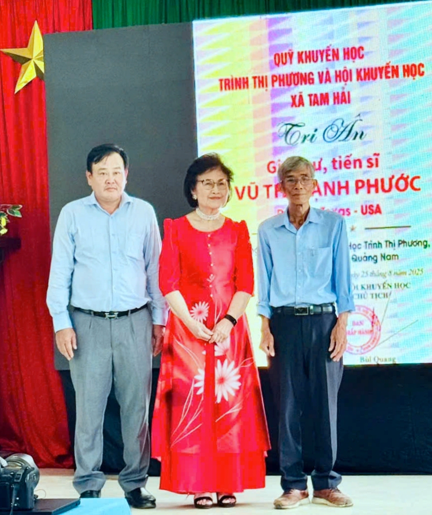 X&atilde; đảo Tam Hải (Đ&agrave; Nẵng) huy động 434 triệu đồng tiếp sức trẻ em mồ c&ocirc;i vượt kh&oacute; đến trường - Ảnh 2.