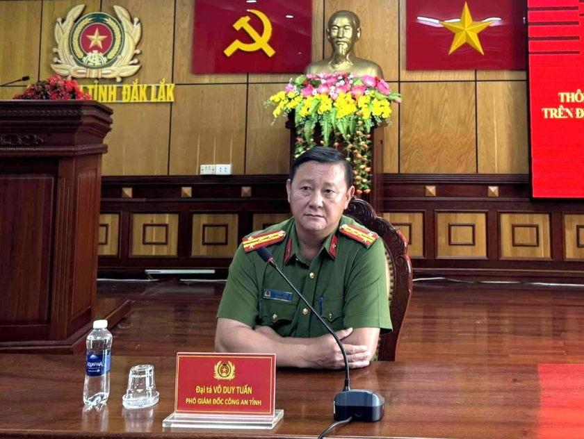 Khởi tố thiếu t&aacute; Cảnh s&aacute;t giao th&ocirc;ng ở Đắk Lắk kh&ocirc;ng cứu học sinh bị tai nạn - Ảnh 1.