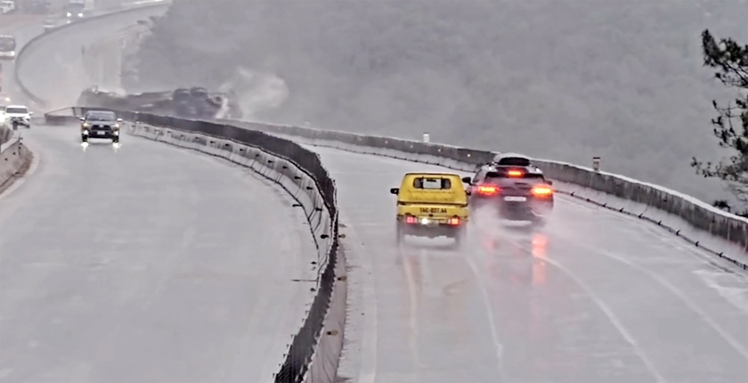 Li&ecirc;n tiếp xảy ra tai nạn giao th&ocirc;ng tắc đường tr&ecirc;n cao tốc Bắc - Nam - Ảnh 2.