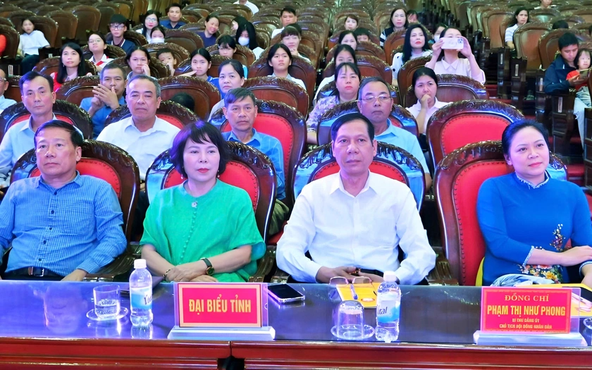 Hội Khuyến học tỉnh Hưng Y&ecirc;n khơi dậy văn h&oacute;a đọc, nền tảng x&acirc;y dựng x&atilde; hội học tập trong kỷ nguy&ecirc;n số - Ảnh 3.