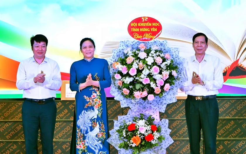 Hội Khuyến học tỉnh Hưng Y&ecirc;n khơi dậy văn h&oacute;a đọc, nền tảng x&acirc;y dựng x&atilde; hội học tập trong kỷ nguy&ecirc;n số - Ảnh 1.
