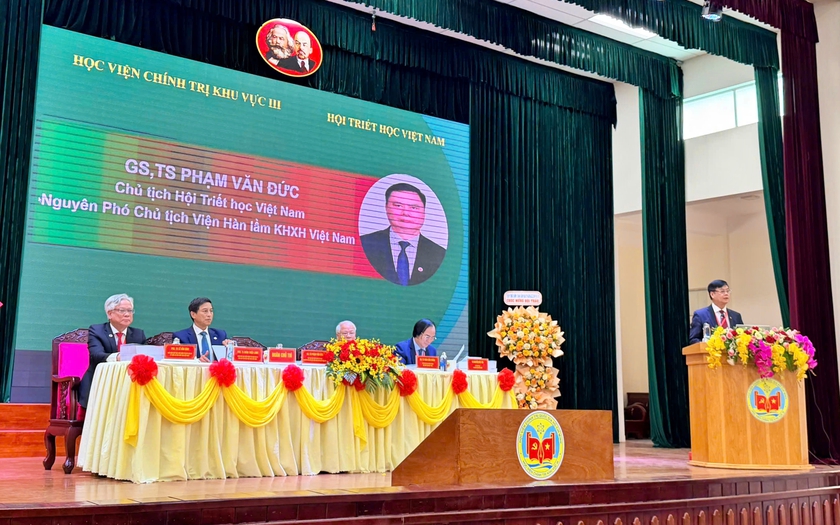 G&oacute;p phần ho&agrave;n thiện đường lối ph&aacute;t triển đất nước qua Hội thảo khoa học quốc gia về Văn kiện Đại hội XIV - Ảnh 2.