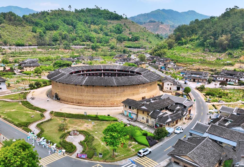 Du lịch Trung Quốc: Kỳ nghỉ quốc tế h&oacute;a dịp Tuần lễ V&agrave;ng th&aacute;ng 5 - Ảnh 6.