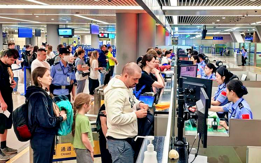 Du lịch Trung Quốc: Kỳ nghỉ quốc tế h&oacute;a dịp Tuần lễ V&agrave;ng th&aacute;ng 5 - Ảnh 1.