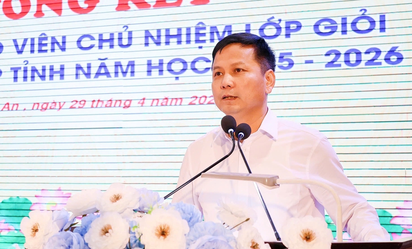 Nghệ An khen thưởng 76 gi&aacute;o vi&ecirc;n chủ nhiệm bậc tiểu học đạt th&agrave;nh t&iacute;ch xuất sắc - Ảnh 2.