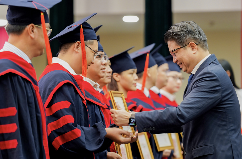 Dự kiến thủ tục c&ocirc;ng nhận văn bằng nước ngo&agrave;i được xử l&iacute; trực tuyến - Ảnh 1.