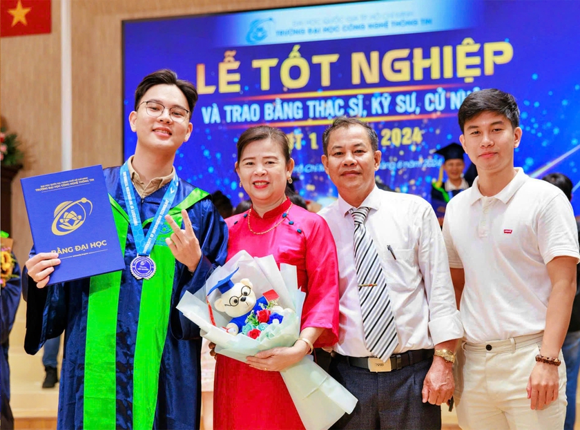 C&aacute;c l&agrave;m s&aacute;ng tạo của c&aacute;c điển h&igrave;nh ti&ecirc;n tiến trong phong tr&agrave;o khuyến học xứ Quảng - Ảnh 1.