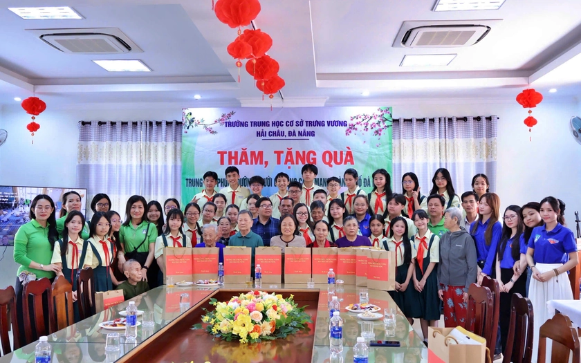 C&aacute;c l&agrave;m s&aacute;ng tạo của c&aacute;c điển h&igrave;nh ti&ecirc;n tiến trong phong tr&agrave;o khuyến học xứ Quảng - Ảnh 4.