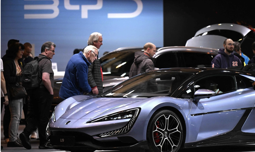 Trung Quốc chi phối doanh thu xe điện to&agrave;n cầu - Ảnh 2.