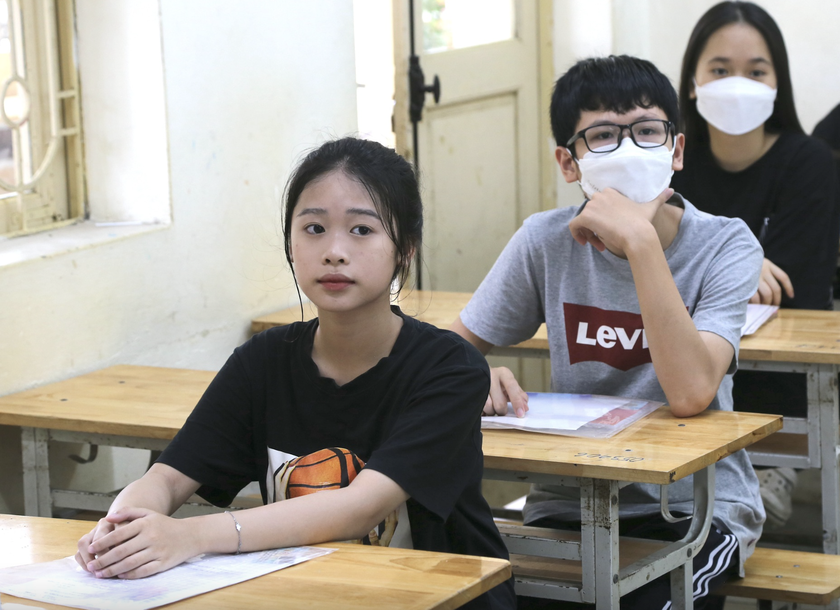 Hà Nội giao hơn 81.000 chỉ tiêu tuyển sinh lớp 10 trung học phổ thông công lập - Ảnh 1.