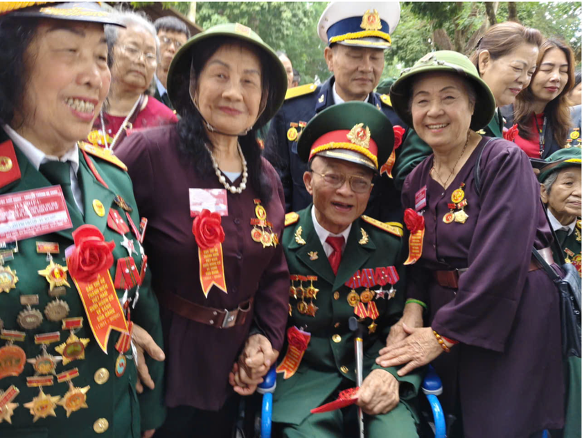 Thương binh L&ecirc; Xu&acirc;n Ni&ecirc;m - mang "chất l&iacute;nh" v&agrave;o gi&aacute;o dục lịch sử, truyền thống, văn ho&aacute; - Ảnh 1.