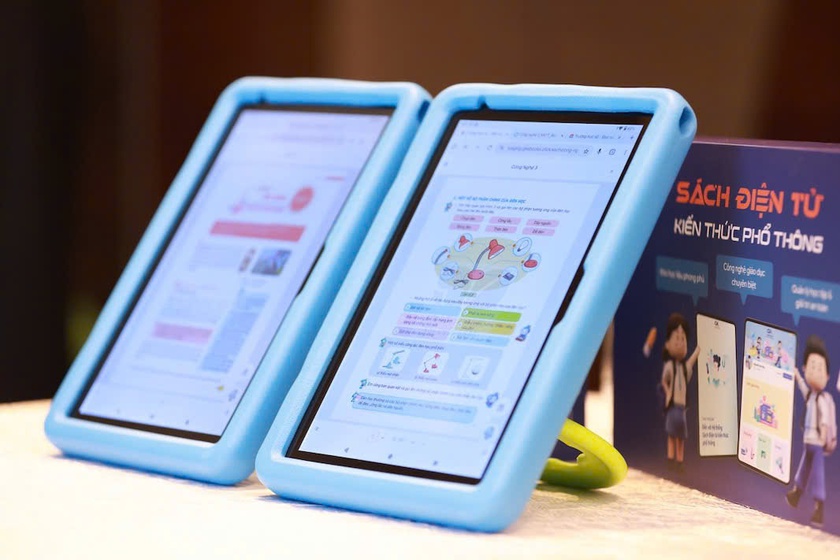 Bộ Gi&aacute;o dục v&agrave; Đ&agrave;o tạo: S&aacute;ch gi&aacute;o khoa điện tử kh&ocirc;ng được hiển thị c&aacute;c li&ecirc;n kết độc hại - Ảnh 1.