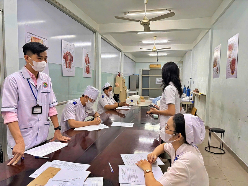 Trường Trung cấp Nguyễn Tất Th&agrave;nh định hướng học nghề sau lớp 9 từ xu hướng gi&aacute;o dục thực tiễn - Ảnh 1.