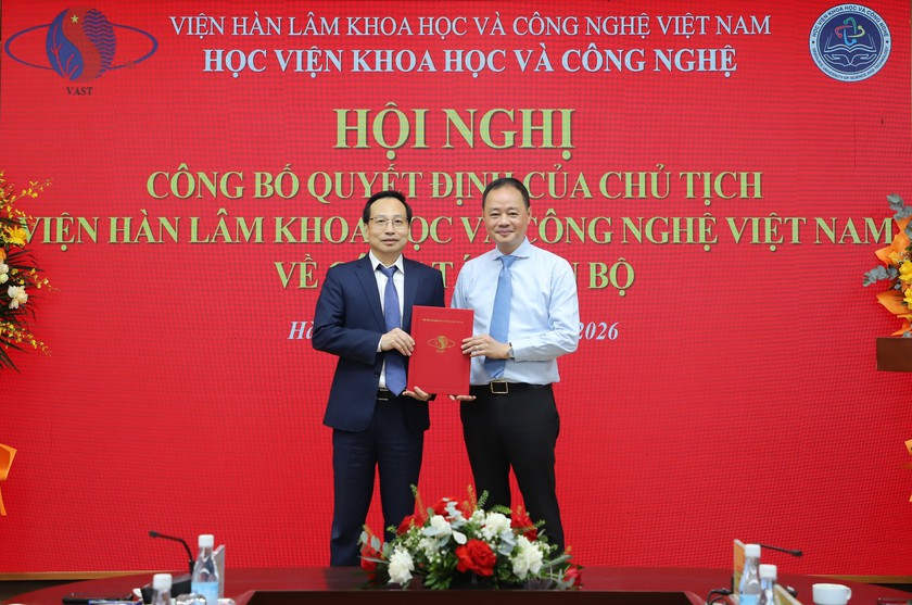 PGS.TS Ho&agrave;ng Anh Sơn l&agrave;m Gi&aacute;m đốc Học viện Khoa học v&agrave; C&ocirc;ng nghệ - Ảnh 1.