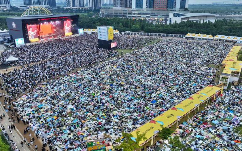 Du lịch K-wave với kỳ nghỉ h&egrave; sớm trải nghiệm văn ho&aacute; leo n&uacute;i, c&aacute;c sự kiện b&atilde;i biển K-pop - Ảnh 8.