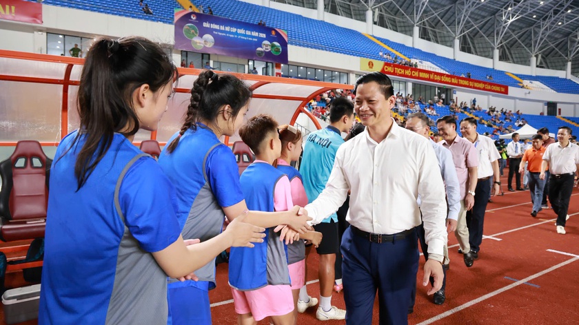 Th&aacute;i Nguy&ecirc;n tưng bừng khai mạc "Giải B&oacute;ng đ&aacute; nữ C&uacute;p Quốc gia 2026" - Ảnh 2.