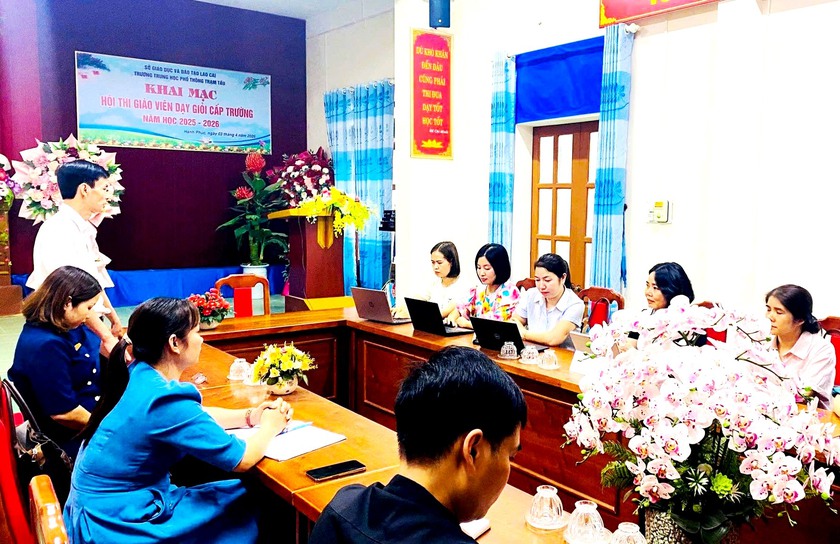 Thầy, tr&ograve; v&ugrave;ng cao L&agrave;o Cai tăng tốc, linh hoạt &ocirc;n tập, n&acirc;ng cao chất lượng thi tốt nghiệp THPT ở v&ugrave;ng kh&oacute; - Ảnh 6.