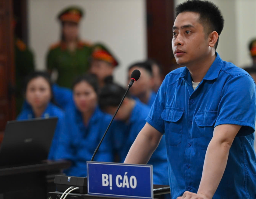 B&ugrave;i Đ&igrave;nh Kh&aacute;nh v&agrave; 3 đồng phạm bị tuy&ecirc;n &aacute;n tử h&igrave;nh - Ảnh 1.