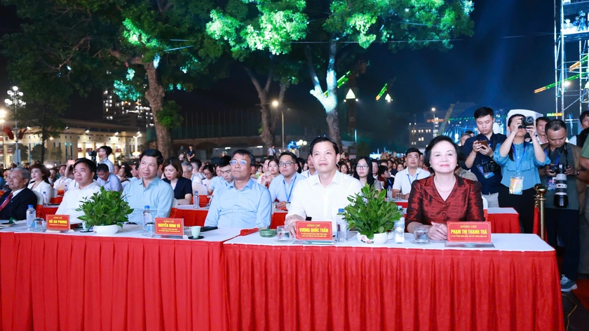 Th&aacute;i Nguy&ecirc;n khai mạc M&ugrave;a du lịch năm 2026: Bản giao hưởng "Hồ tr&ecirc;n n&uacute;i - Tr&agrave; trong m&acirc;y" - Ảnh 2.