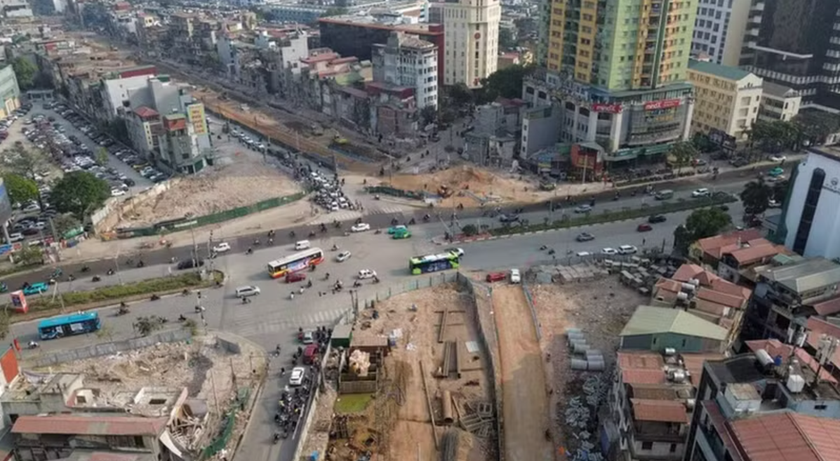 H&agrave; Nội điều chỉnh ph&acirc;n luồng giao th&ocirc;ng n&uacute;t giao La Th&agrave;nh - Nguyễn Ch&iacute; Thanh - Ảnh 1.