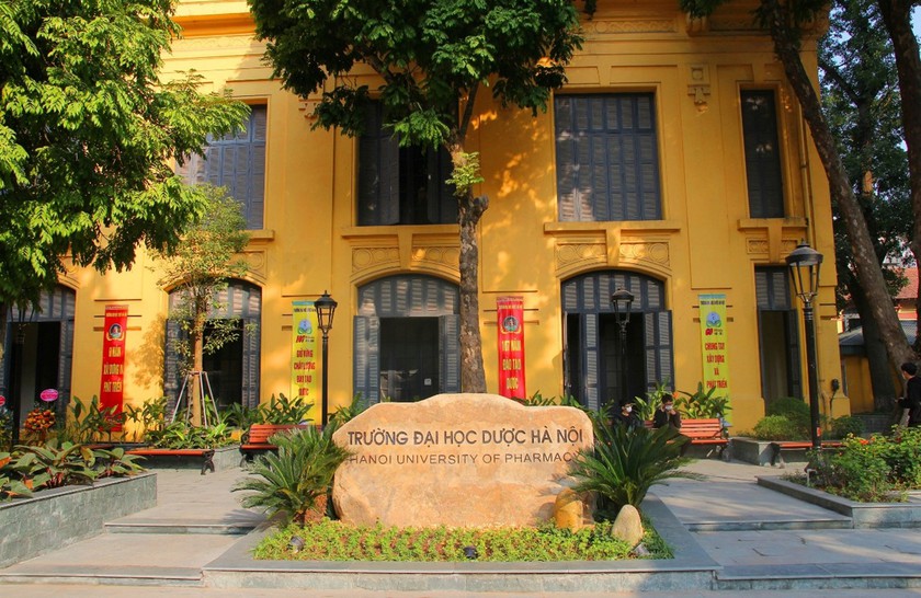 Học ph&iacute; hệ đại tr&agrave; Trường Đại học Dược H&agrave; Nội dự kiến từ 28-58 triệu đồng/năm học - Ảnh 1.