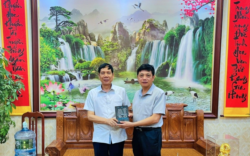 Hội Khuyến học Hưng Y&ecirc;n tiếp nhận phần mềm tr&iacute; tuệ nh&acirc;n tạo, thống nhất chương tr&igrave;nh phối hợp với Viện ABAII - Ảnh 2.