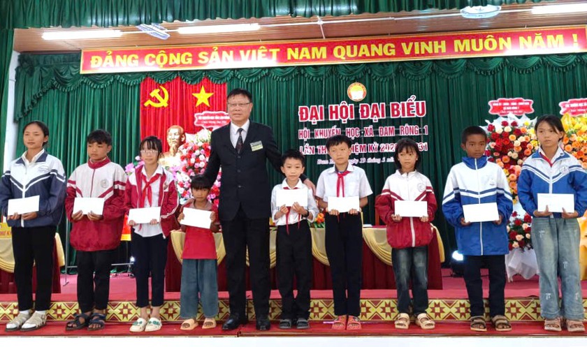 Hội Khuyến học xã Đam Rông 1 (Lâm Đồng) tổ chức Đại hội đại biểu lần thứ I - Ảnh 4.