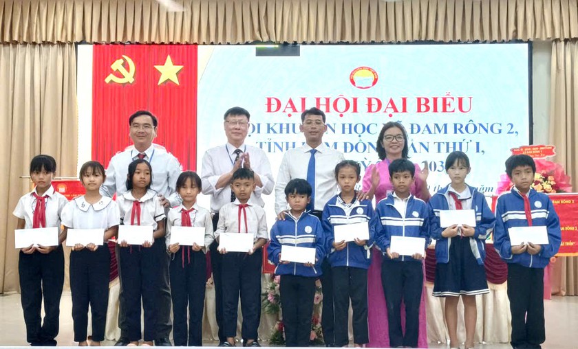 Đại hội đại biểu Hội Khuyến học x&atilde; Đam R&ocirc;ng 2 (L&acirc;m Đồng) đẩy mạnh khuyến học gắn với chuyển đổi số - Ảnh 4.