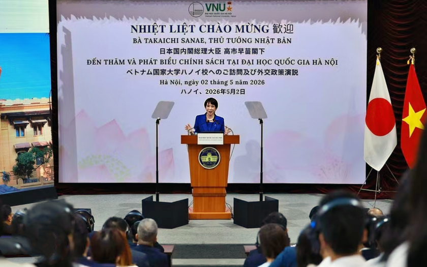 Thủ tướng Nhật Bản Takaichi Sanae ph&aacute;t biểu ch&iacute;nh s&aacute;ch tại Đại học Quốc gia H&agrave; Nội - Ảnh 2.