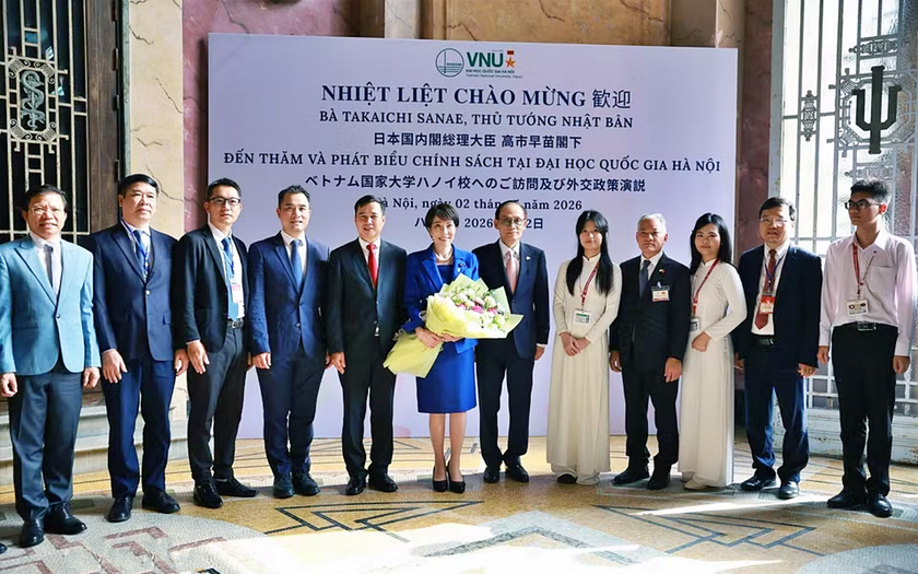 Thủ tướng Nhật Bản Takaichi Sanae ph&aacute;t biểu ch&iacute;nh s&aacute;ch tại Đại học Quốc gia H&agrave; Nội - Ảnh 5.