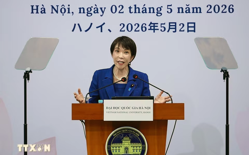 Thủ tướng Nhật Bản Takaichi Sanae ph&aacute;t biểu ch&iacute;nh s&aacute;ch tại Đại học Quốc gia H&agrave; Nội - Ảnh 3.