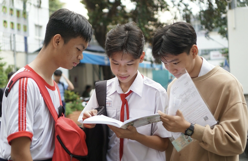 1 "chọi 8" v&agrave;o lớp 10 Trường Phổ th&ocirc;ng Năng khiếu tại Th&agrave;nh phố Hồ Ch&iacute; Minh - Ảnh 1.