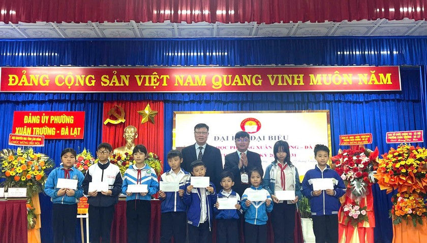 Hội Khuyến học phường Xuân Trường đoàn kết, đẩy mạnh khuyến học, khuyến tài trong điều kiện mới - Ảnh 2.