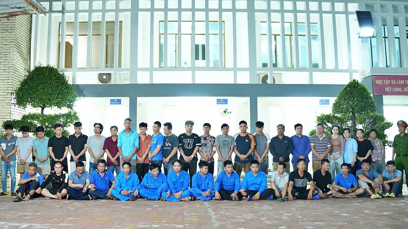 Triệt ph&aacute; đường d&acirc;y mua b&aacute;n, vận chuyển tr&aacute;i ph&eacute;p Xyanua từ Campuchia về Việt Nam - Ảnh 2.