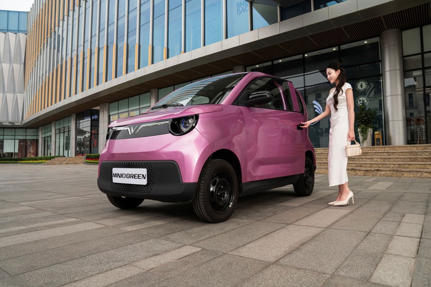 Chủ xe đ&aacute;nh gi&aacute; VinFast Minio Green: Qu&aacute; nhiều ưu điểm &ldquo;ăn đứt&rdquo; xe xăng hạng A - Ảnh 1.