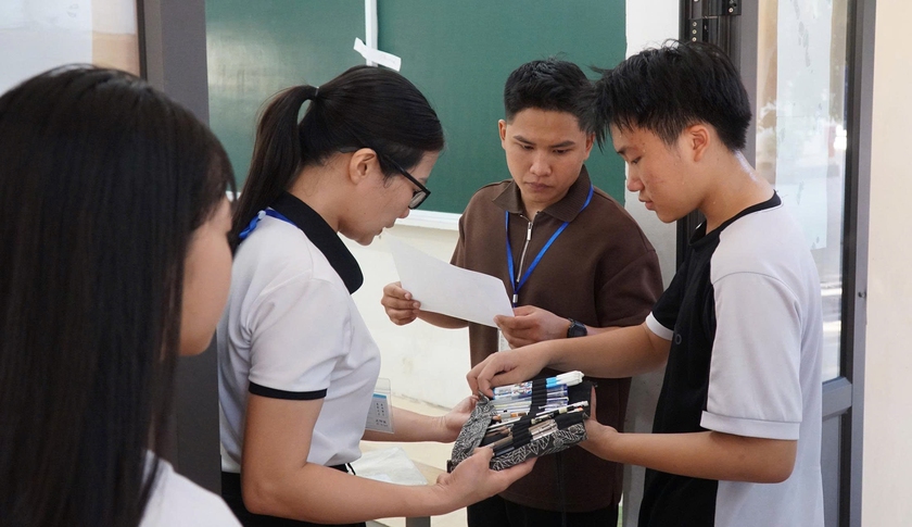 Hơn 49.000 th&iacute; sinh ở Nghệ An thi l&ecirc;n lớp 10 - Ảnh 2.