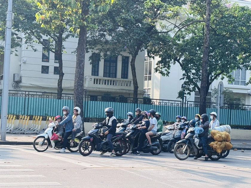 Thị trường lo ngại về t&iacute;nh tương th&iacute;ch, mức độ an to&agrave;n của xăng E10 - Ảnh 1.