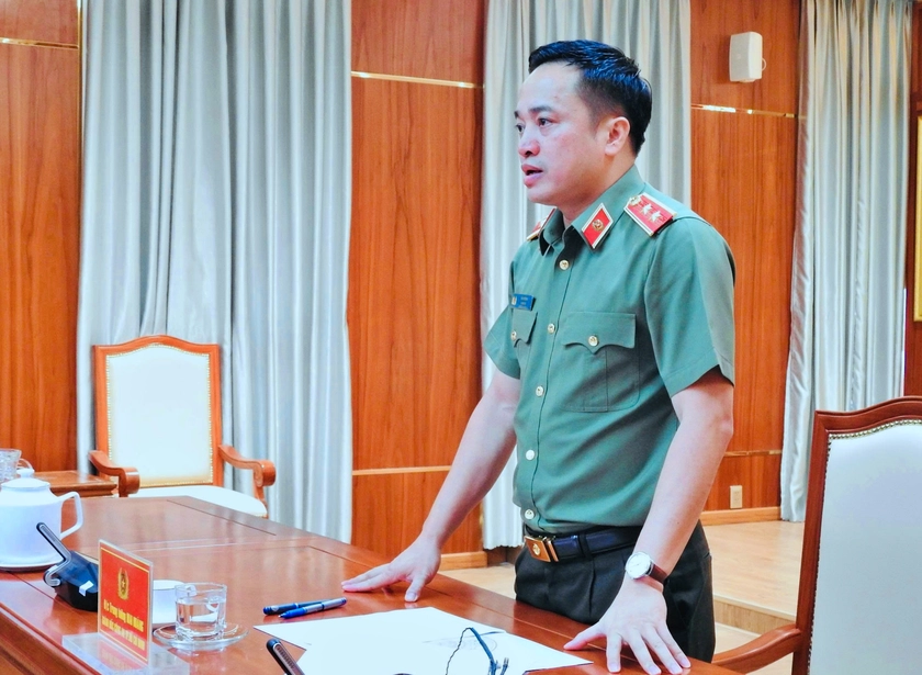 C&ocirc;ng an Th&agrave;nh phố Hồ Ch&iacute; Minh ph&aacute; nhanh vụ giết người bằng vũ kh&iacute; qu&acirc;n dụng, bắt giữ 2 nghi phạm nước ngo&agrave;i - Ảnh 1.