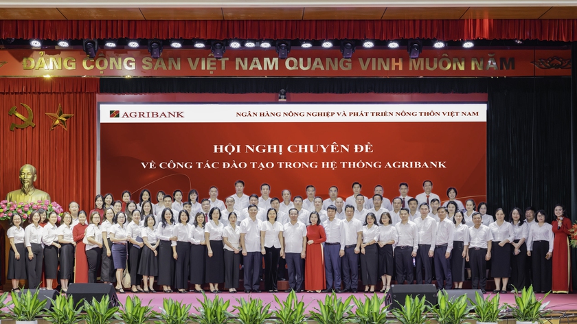Agribank n&acirc;ng cao chất lượng nguồn nh&acirc;n lực đ&aacute;p ứng y&ecirc;u cầu ph&aacute;t triển giai đoạn mới- Ảnh 1.
