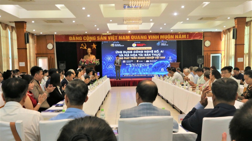 Hội thảo về ứng dụng chuyển đổi số và trí tuệ nhân tạo AI trong phát triển doanh nghiệp Việt Nam - Ảnh 1.
