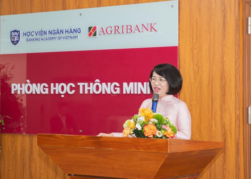Agribank đồng h&agrave;nh c&ugrave;ng Học viện Ng&acirc;n h&agrave;ng kiến tạo ph&ograve;ng học th&ocirc;ng minh, n&acirc;ng tầm chất lượng đ&agrave;o tạo thời đại số- Ảnh 1.