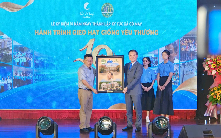 M&aacute;i nh&agrave; chung nu&ocirc;i dưỡng ước mơ của hơn 1.000 sinh vi&ecirc;n ngh&egrave;o hiếu học - Ảnh 4.