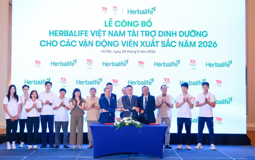 Herbalife Việt Nam tiếp tục t&agrave;i trợ sản phẩm dinh dưỡng cho 150 vận động vi&ecirc;n xuất sắc Việt Nam - Ảnh 1.