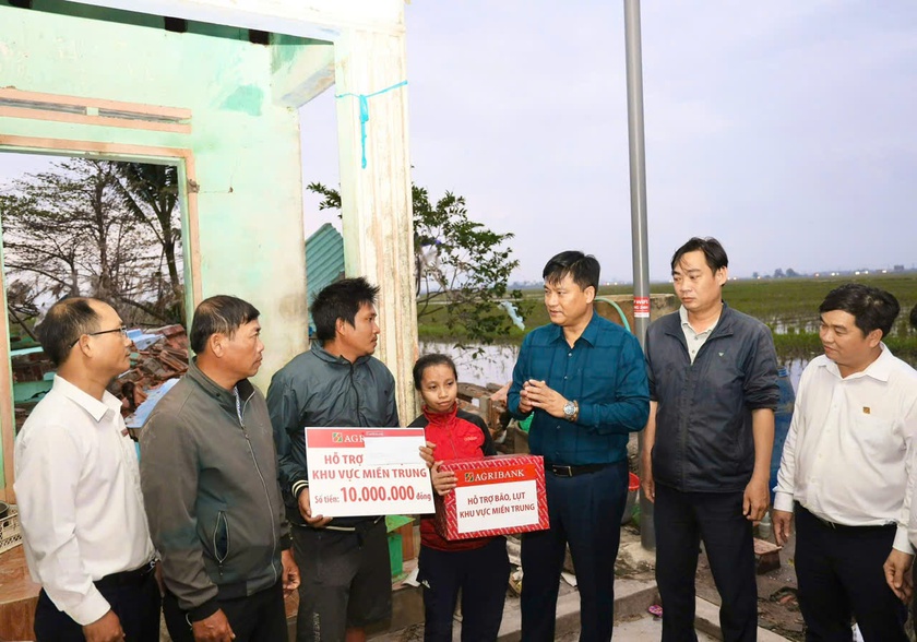 Agribank - Từ d&ograve;ng t&iacute;n dụng chủ lực đến chiến lược &ldquo;Phụng sự từ tr&aacute;i tim&rdquo; (Kỳ cuối)- Ảnh 3.