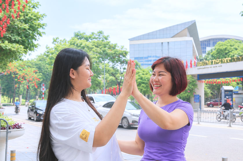 Gi&aacute;o vi&ecirc;n nhận định đề To&aacute;n lớp 10 tại H&agrave; Nội dần ổn định theo chương tr&igrave;nh gi&aacute;o dục phổ th&ocirc;ng 2018 - Ảnh 1.