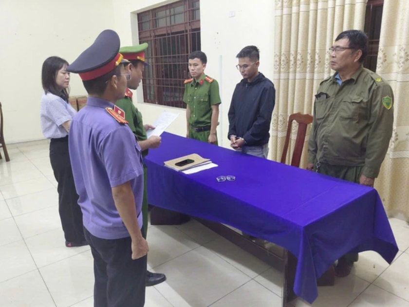Khởi tố, bắt tạm giam l&aacute;i xe trong vụ ch&aacute;y &ocirc; t&ocirc; tại Đ&agrave; Nẵng - Ảnh 1.