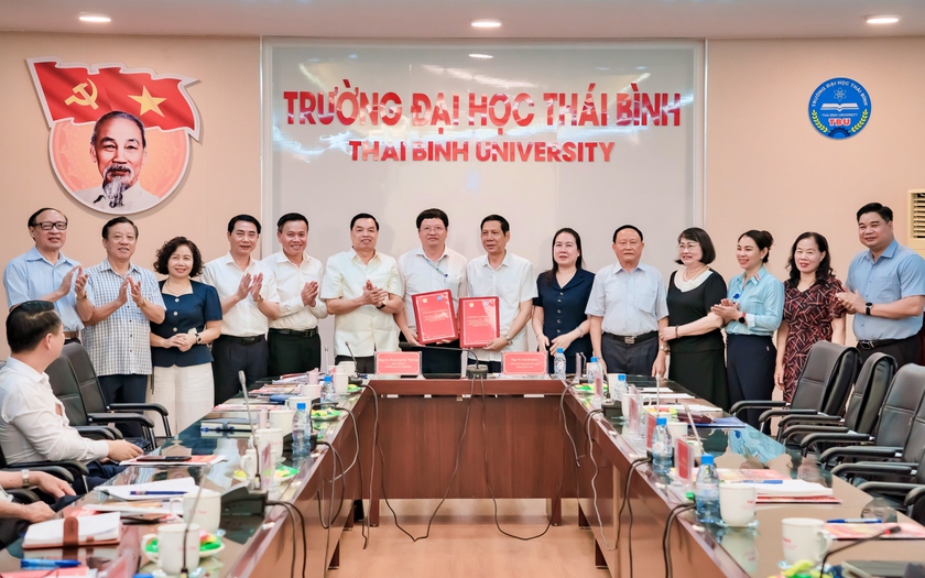 Hội Khuyến học c&aacute;c tỉnh, th&agrave;nh phố Cụm II giao ban tại Trường Đại học Th&aacute;i B&igrave;nh - Ảnh 3.